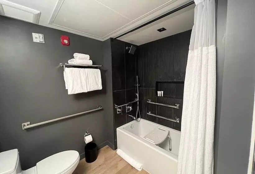 فندق Uma House by Yurbban South Beach