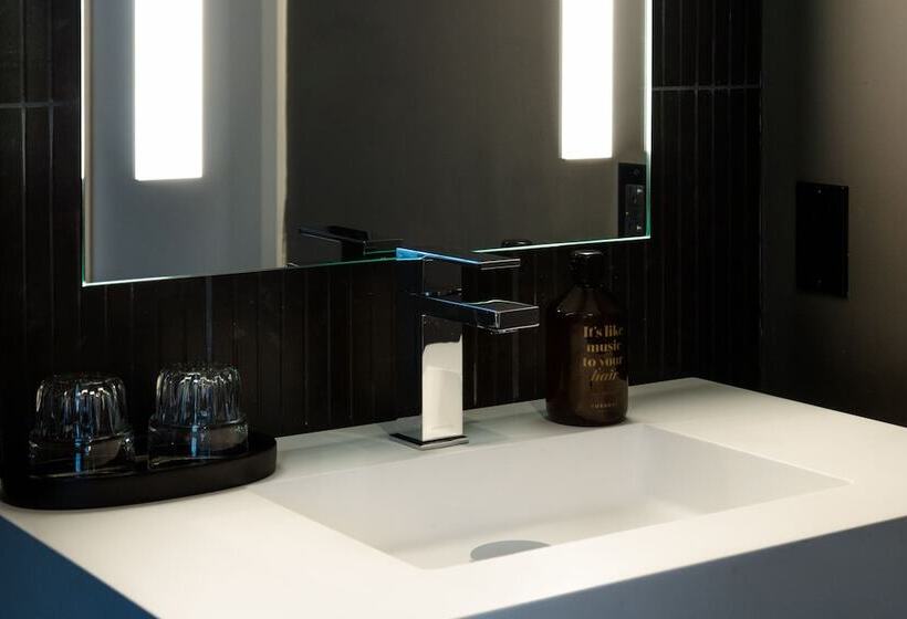 בית מלון כפרי Uma House by Yurbban South Beach