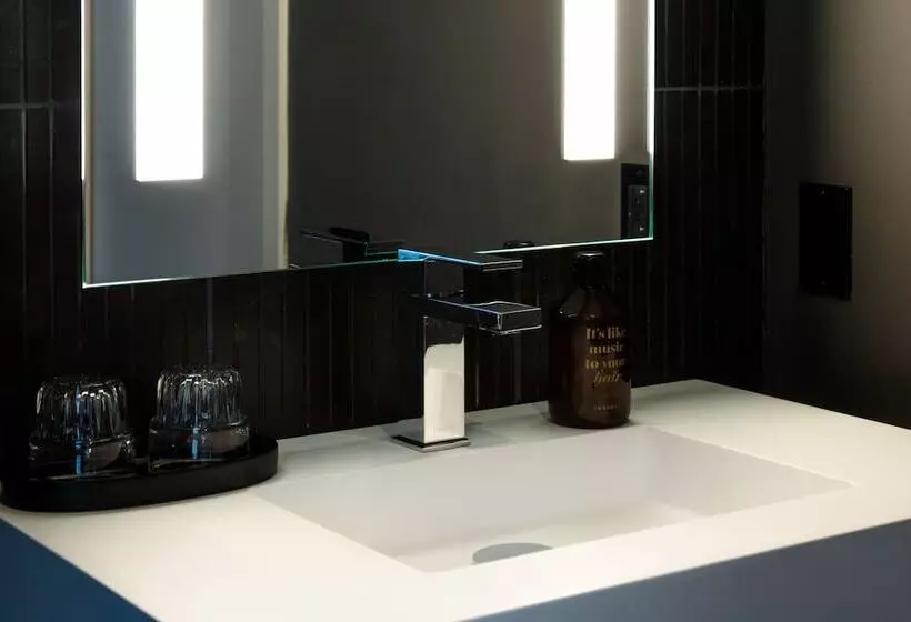 فندق Uma House by Yurbban South Beach