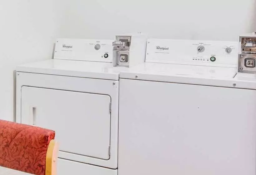 酒店 Travelodge By Wyndham Memphis