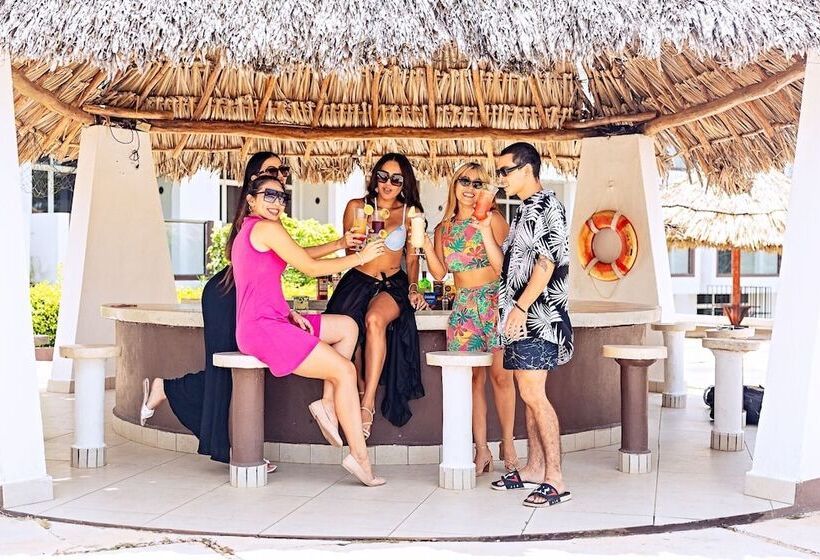 ホテル Uxmal Resort Maya