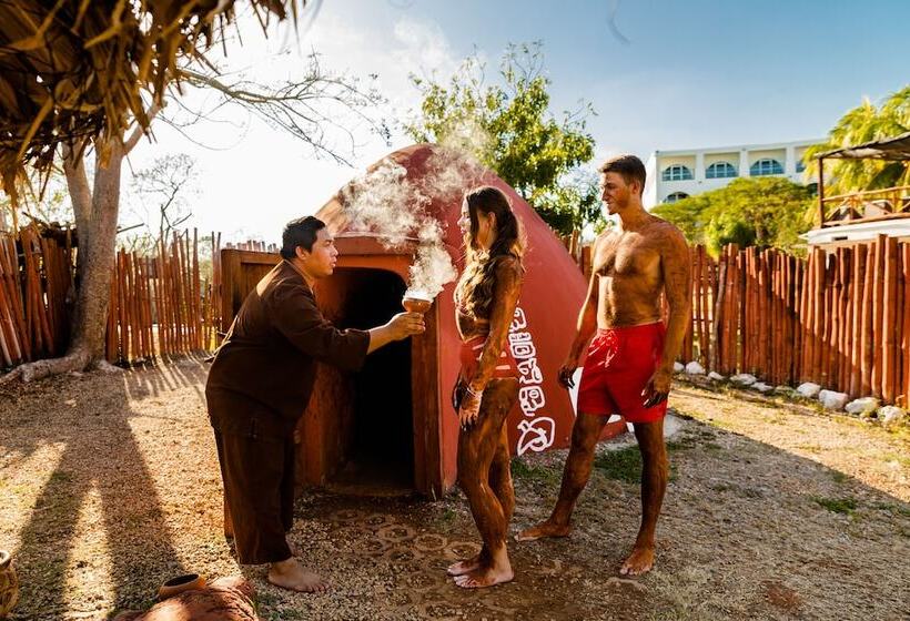 ホテル Uxmal Resort Maya