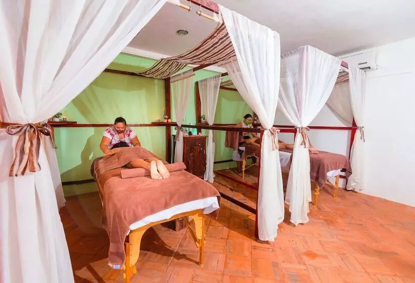 ホテル Uxmal Resort Maya