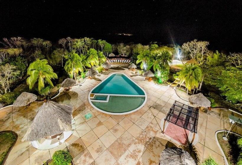 ホテル Uxmal Resort Maya