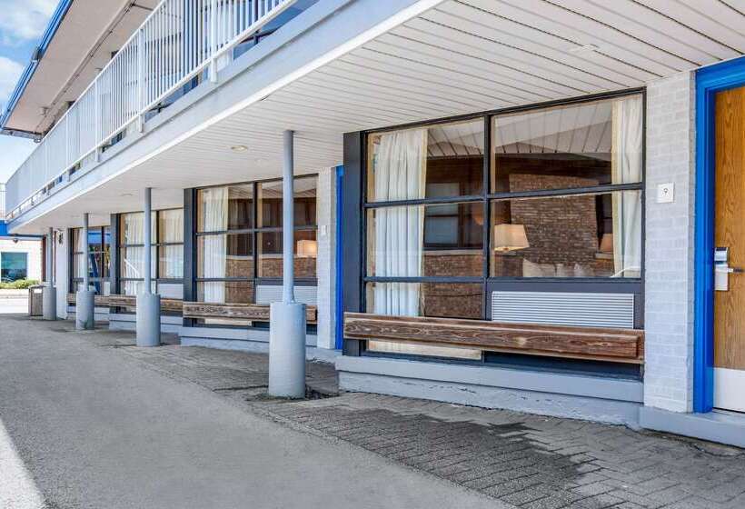 فندق على الطريق Rodeway Inn