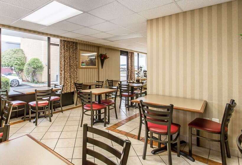 מוטל Rodeway Inn