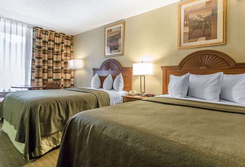 מוטל Rodeway Inn