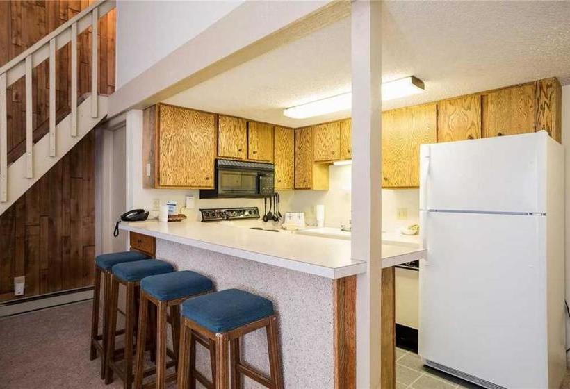 Storm Meadows East Slopeside Se064