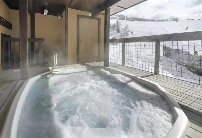 Storm Meadows East Slopeside Se064