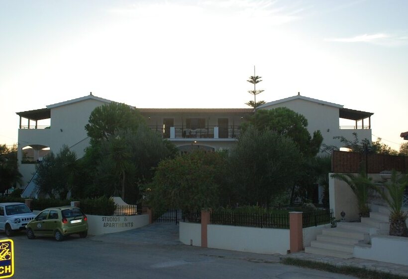 Barbara Studios & Apartments