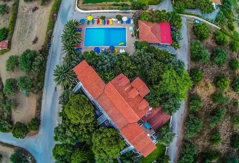 Barbara Studios & Apartments