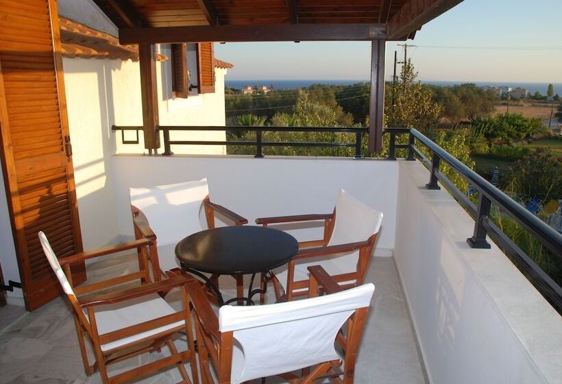 Barbara Studios & Apartments