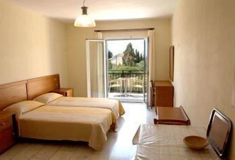 Barbara Studios & Apartments