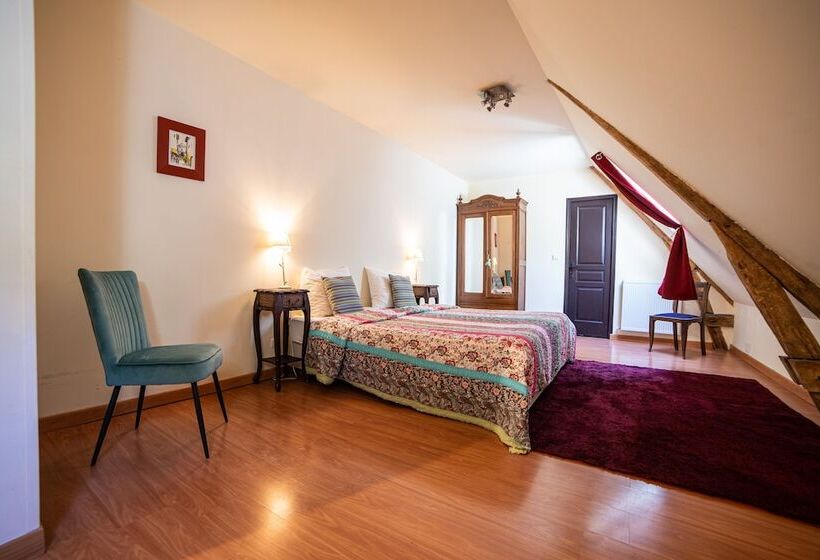 مبيت وإفطار Domaine De La Tour