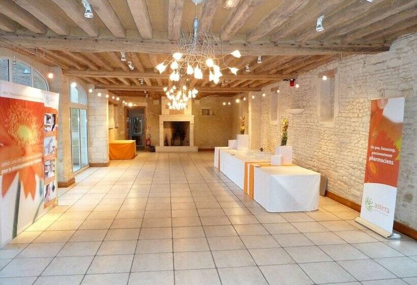 مبيت وإفطار Domaine De La Tour