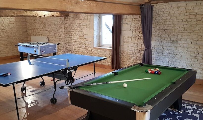 مبيت وإفطار Domaine De La Tour