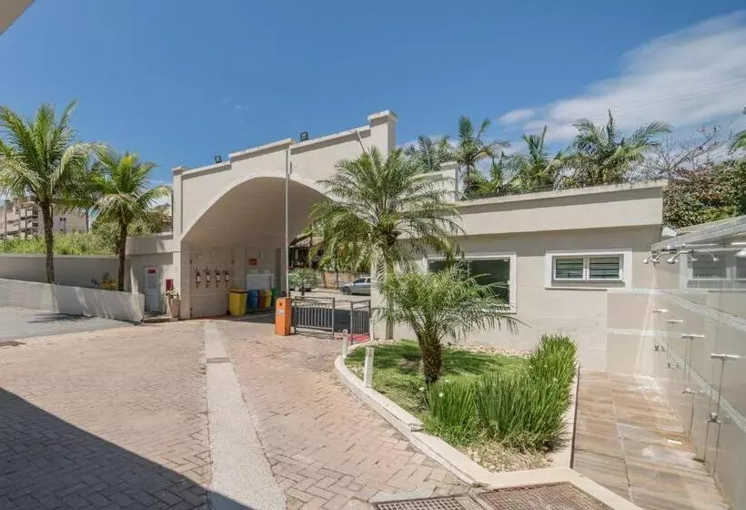 Hôtel Bombinhas Summer Beach