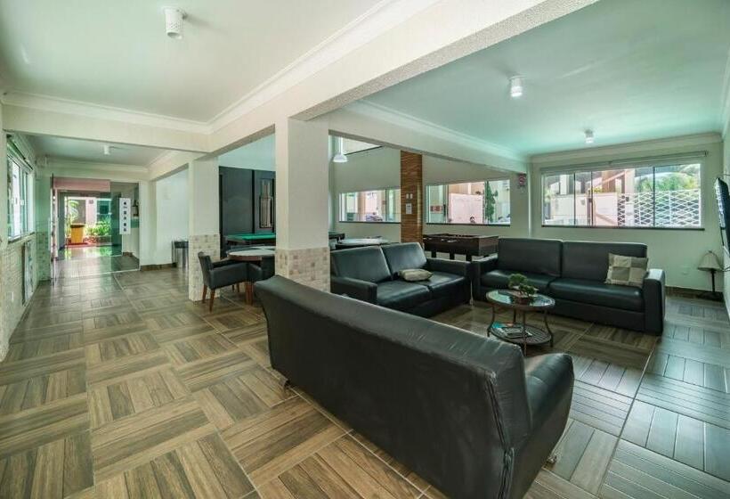 هتل Bombinhas Summer Beach