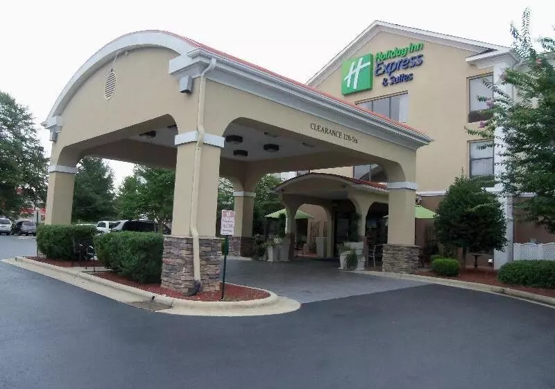 Holiday Inn Express Hotel & Suites Sanford, An Ihg