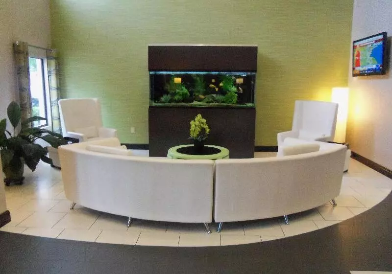 Holiday Inn Express Hotel & Suites Sanford, An Ihg