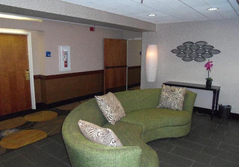 Holiday Inn Express Hotel & Suites Sanford, An Ihg