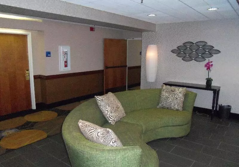 Holiday Inn Express Hotel & Suites Sanford, An Ihg