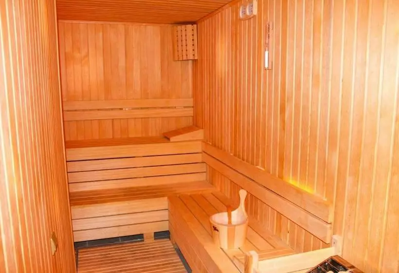 בית מלון כפרי Ark Apart And Suite