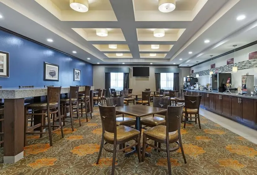 ホテル Best Western Plus Longhorn Inn & Suites