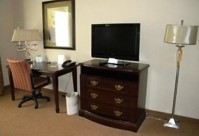 Big Country Hotel & Suites