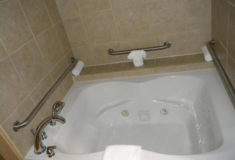 Big Country Hotel & Suites