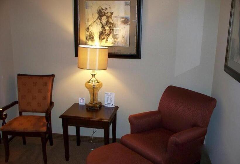 Big Country Hotel & Suites