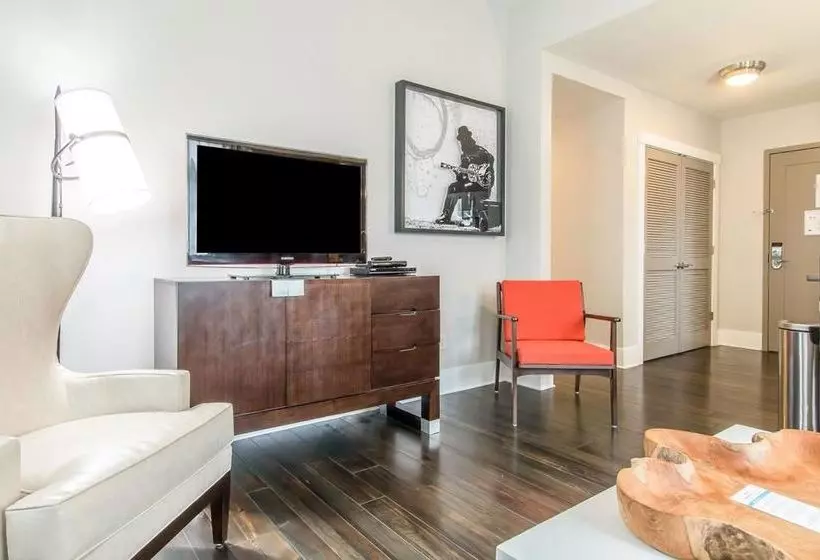 בית מלון כפרי Bluegreen Vacations Studio Homes At Ellis Square Ascend Resort