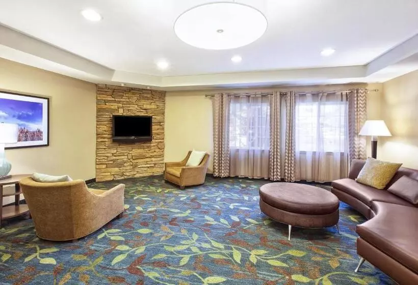 酒店 Candlewood Suites Indianapolis Airport, An Ihg