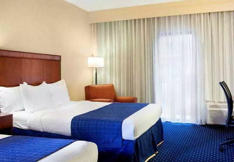 هتل Courtyard Fort Worth University Drive