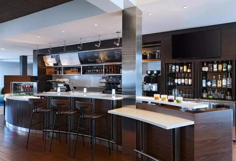 هتل Courtyard Fort Worth University Drive