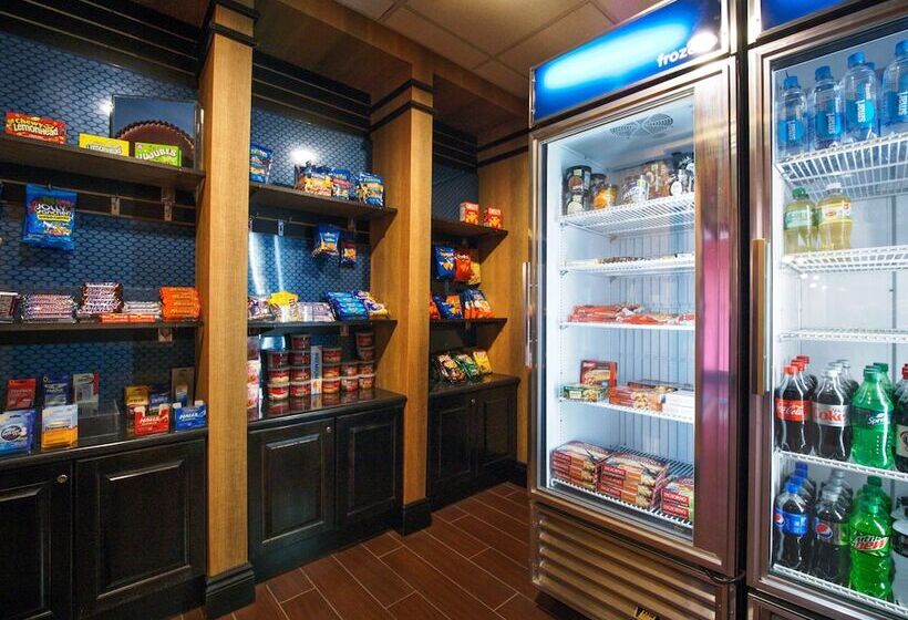 בית מלון כפרי Hampton Inn & Suites Elk City