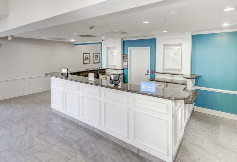 Отель Hilton Garden Inn Waldorf