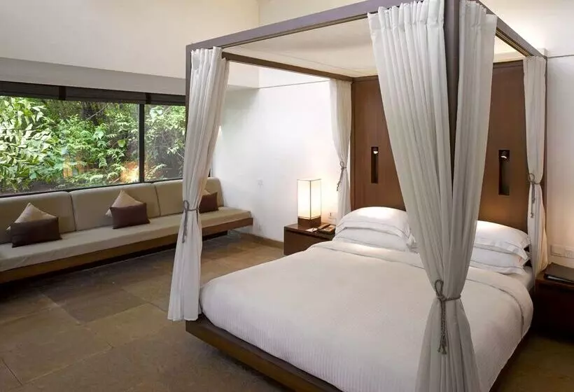 هتل Hilton Shillim Estate Retreat & Spa