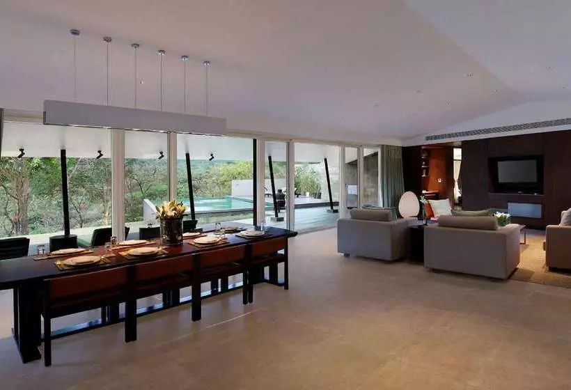 هتل Hilton Shillim Estate Retreat & Spa