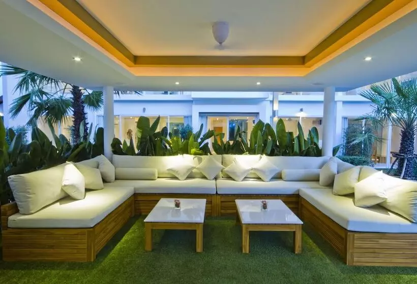 בית מלון כפרי Chi Samui Resort