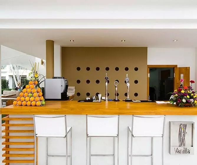 בית מלון כפרי Chi Samui Resort