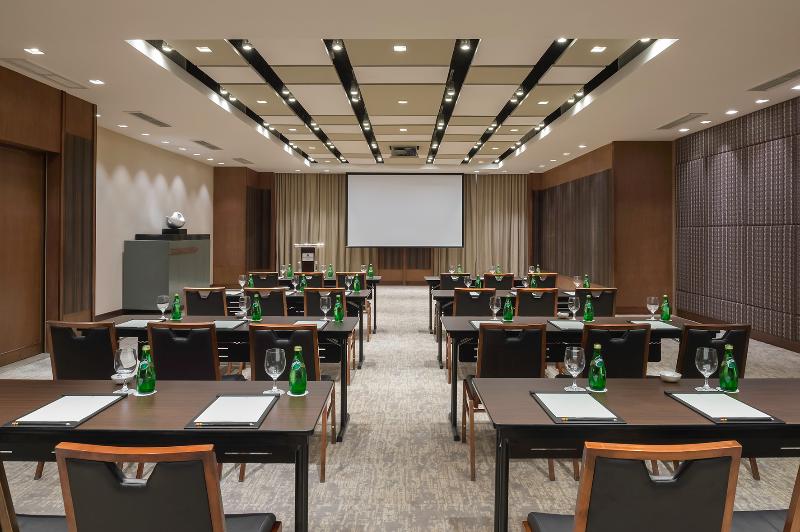 בית מלון כפרי Marco Polo Ortigas Manila