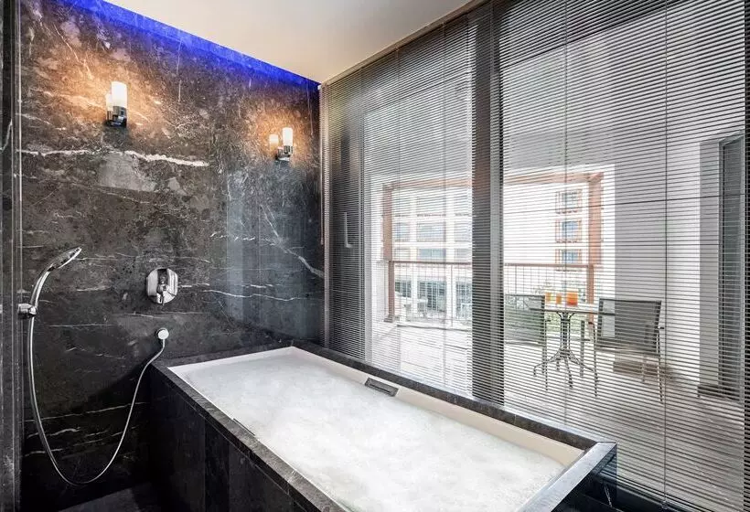 Radisson Blu Hotel & Spa, Istanbul Tuzla