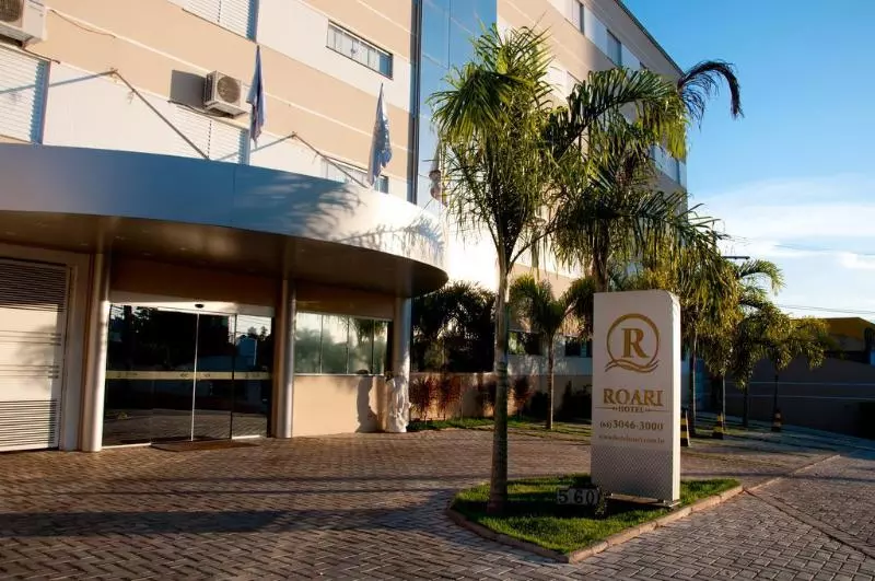 هتل Roari