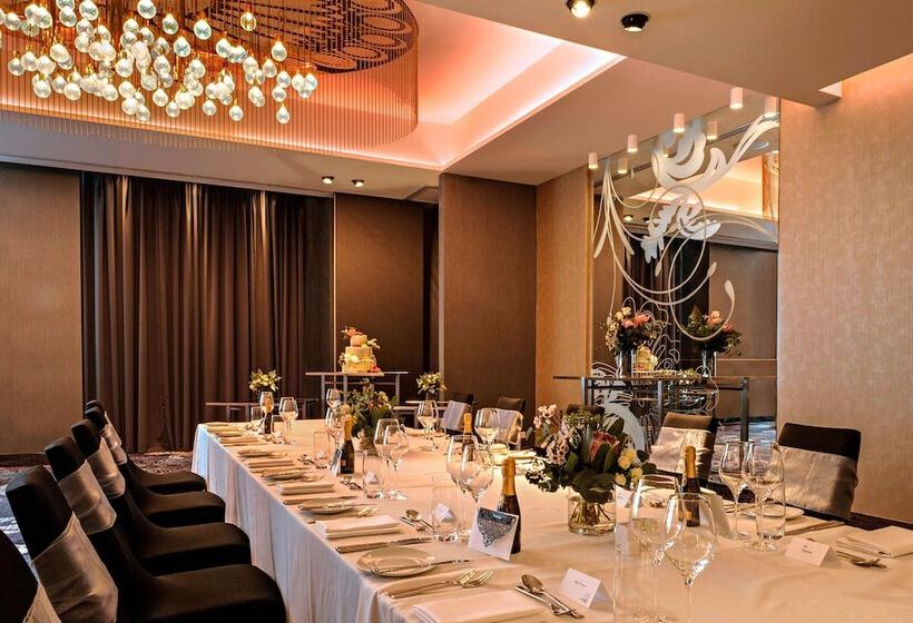 Отель Sheraton Melbourne