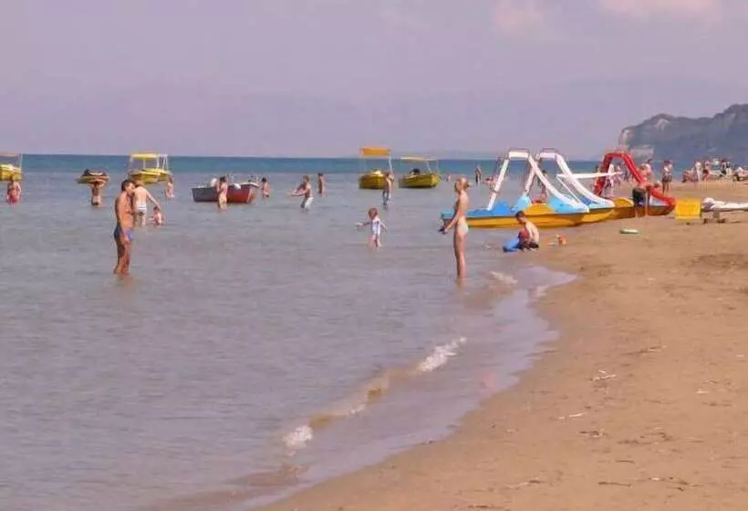 בית מלון כפרי The Wave