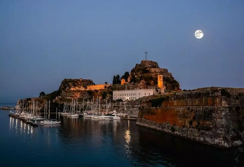 בית מלון כפרי The Wave