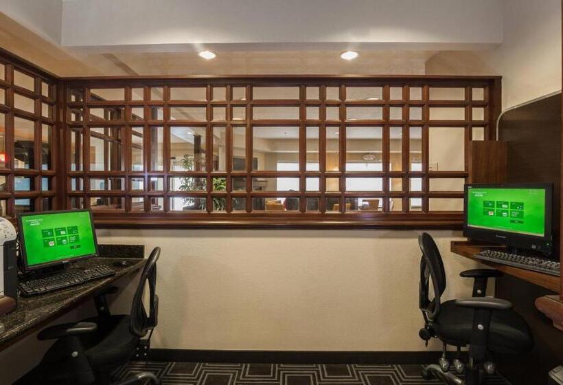 فندق Towneplace Suites By Marriott Boise Downtown/university