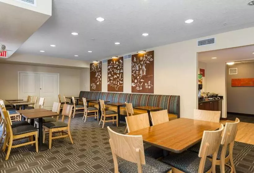 Отель Towneplace Suites By Marriott Boise Downtown/university