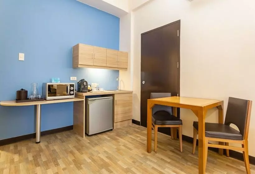 Microtel By Wyndham Mall Of Asia